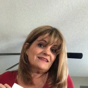 Meet your Posher, Sandi